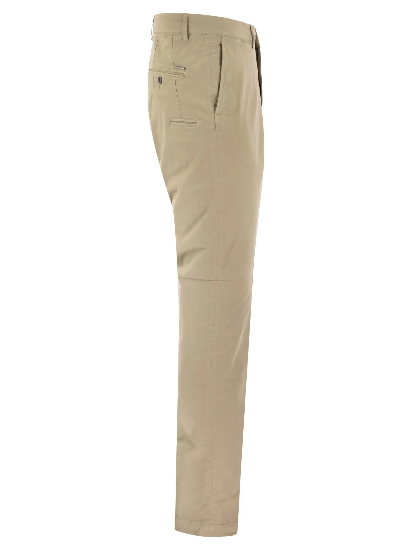 Pantalone chino in gabardina di cotone stretch