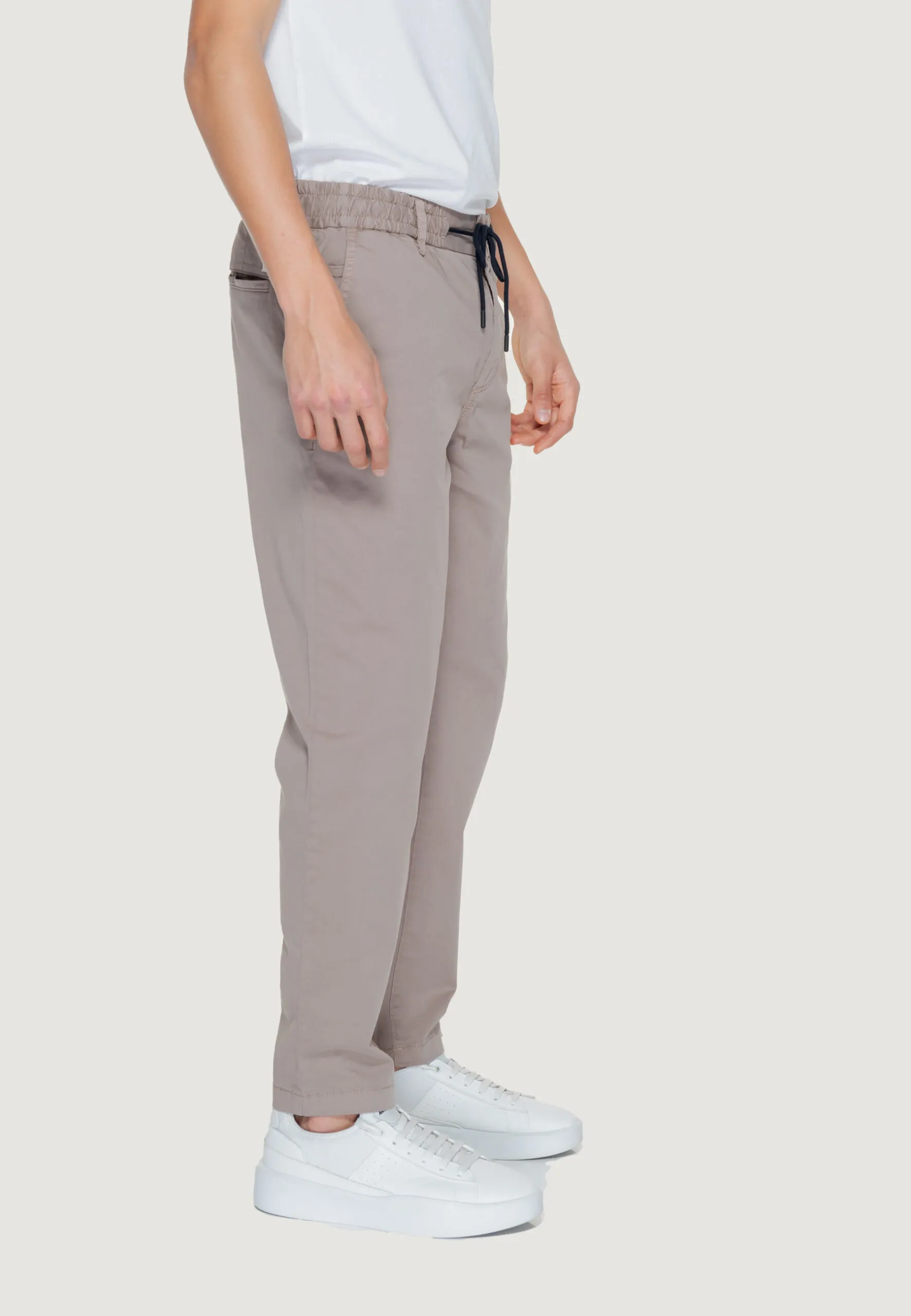 Pantaloni tapered Boss Chino-Tapered-DS-2 10248647 01 Marrone