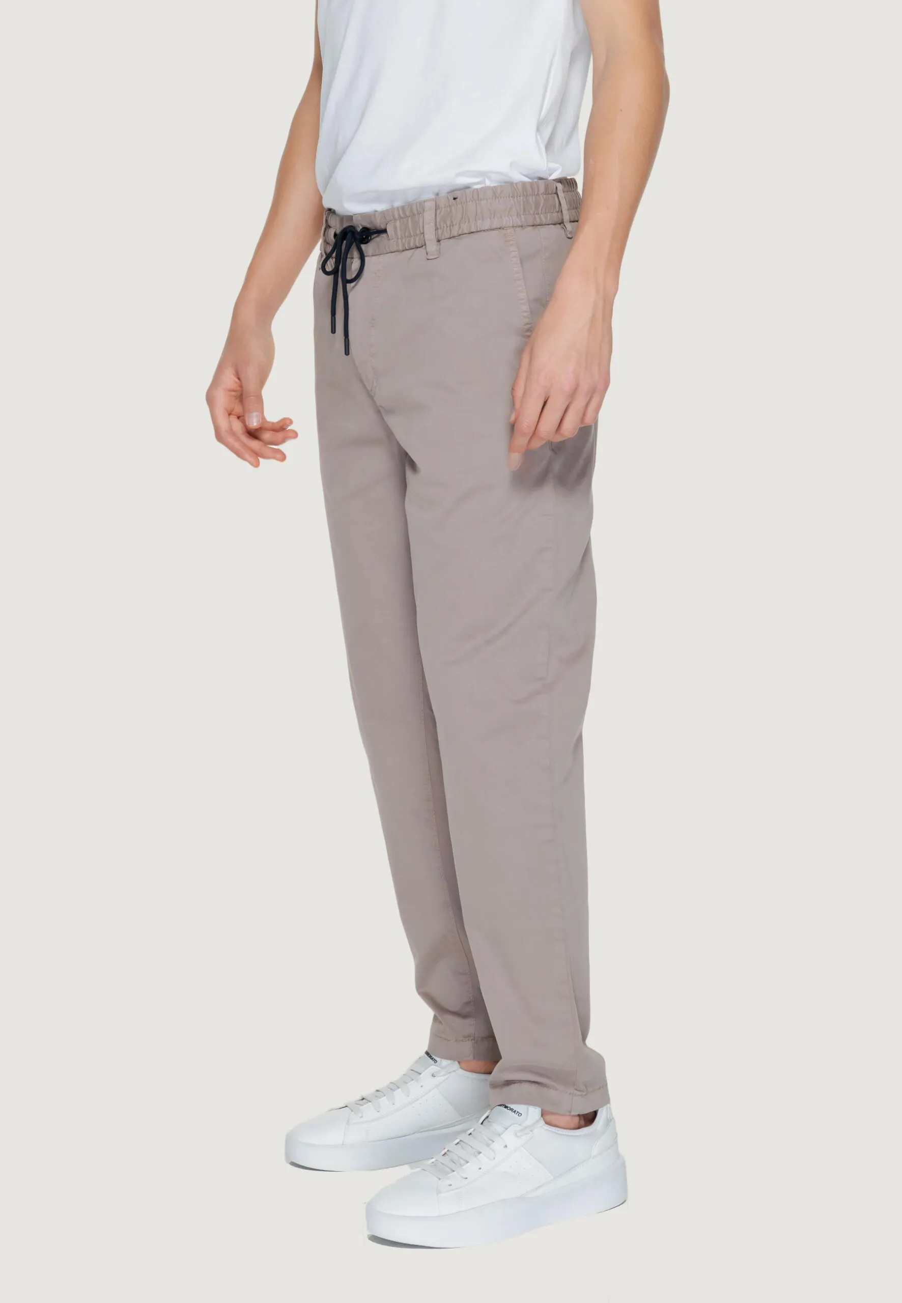 Pantaloni tapered Boss Chino-Tapered-DS-2 10248647 01 Marrone